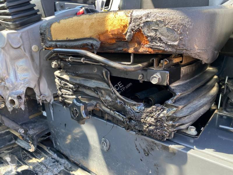 جرافة Kubota U55-4 1er Main/Certificat CE...