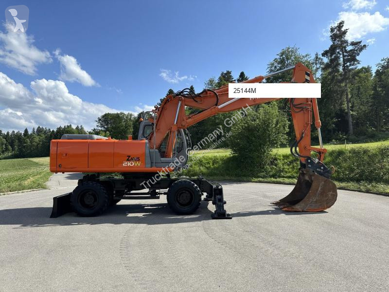 Lopatový nakládač Hitachi