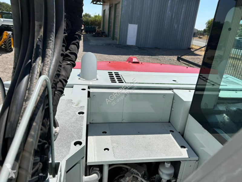 Escavadora Takeuchi  TB2150