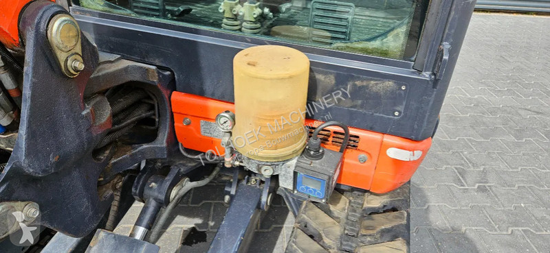 Escavadora Kubota KX027-4