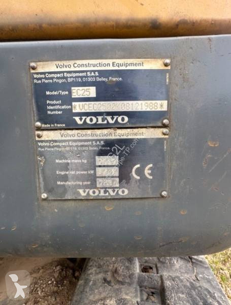 Lopatový nakládač Volvo