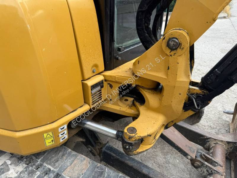 Excavadora Caterpillar