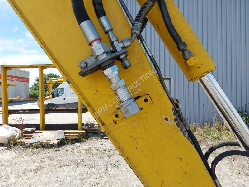 Escavadora Komatsu PC80MR-5