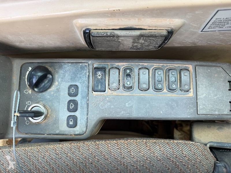 Escavatore Caterpillar - German Machine /...