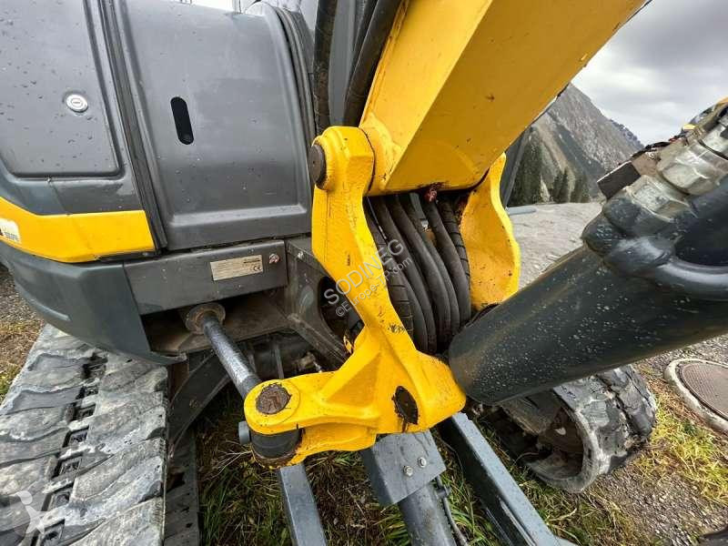 Excavator New Holland E50B