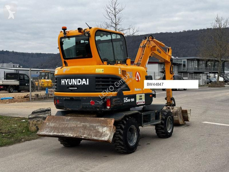 جرافة Hyundai Robex 55W-9A