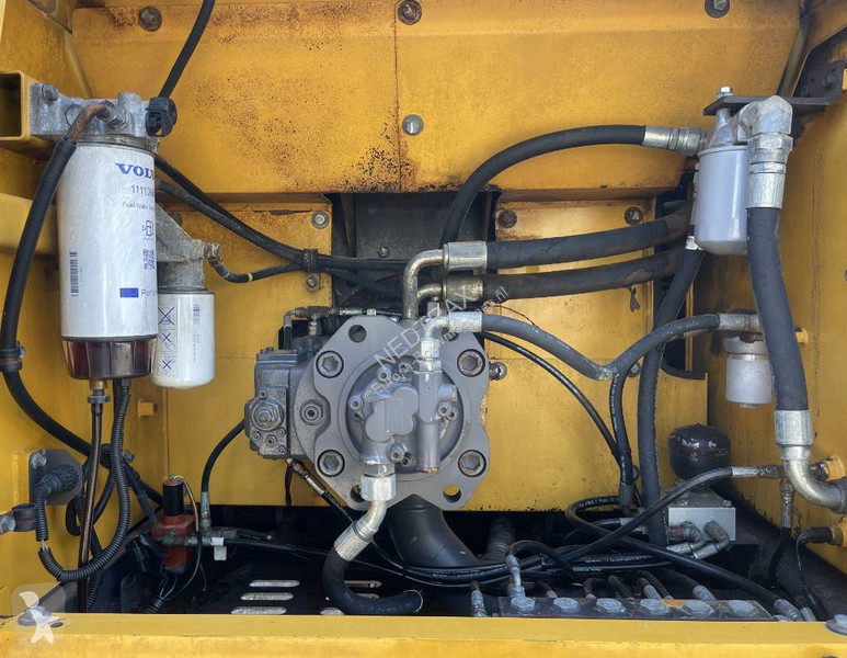 Graafmachine Volvo EC 240 C  L 2009 CE