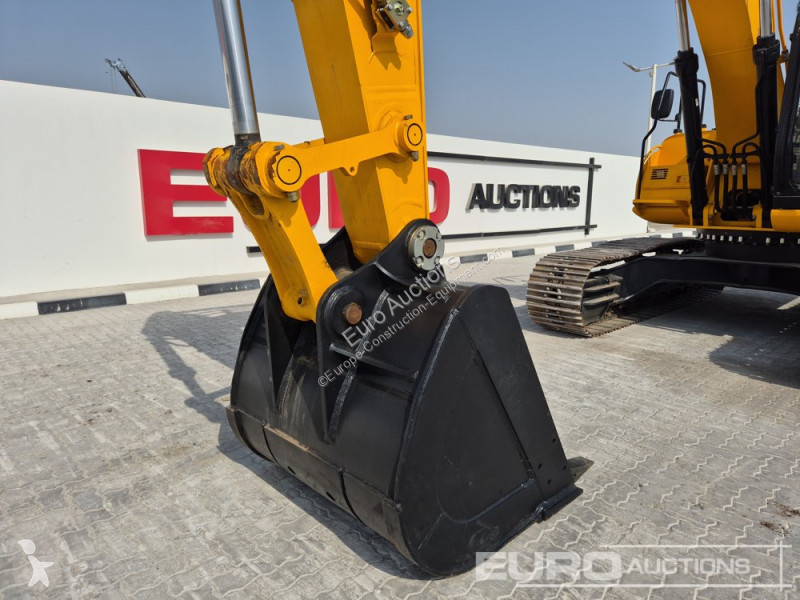 جرافة JCB JS215LC