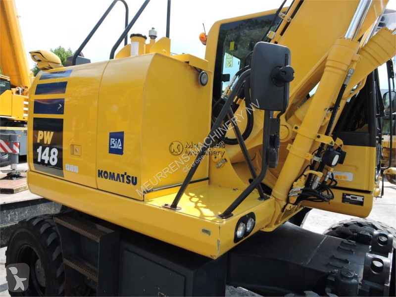 Graafmachine Komatsu PW148