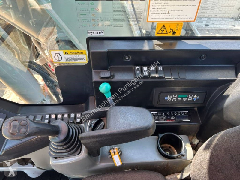 Escavadora Takeuchi 2150
