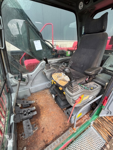 Excavadora Volvo B LC