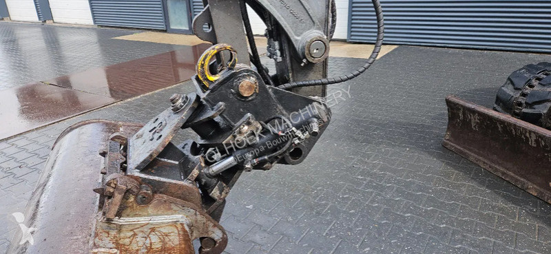 Escavadora Volvo D