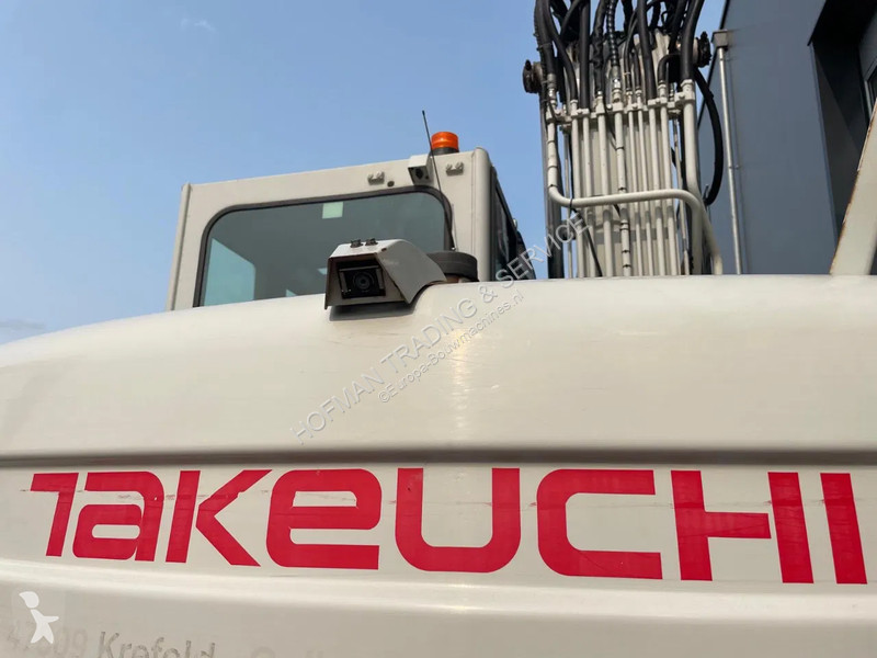 Skovel Takeuchi