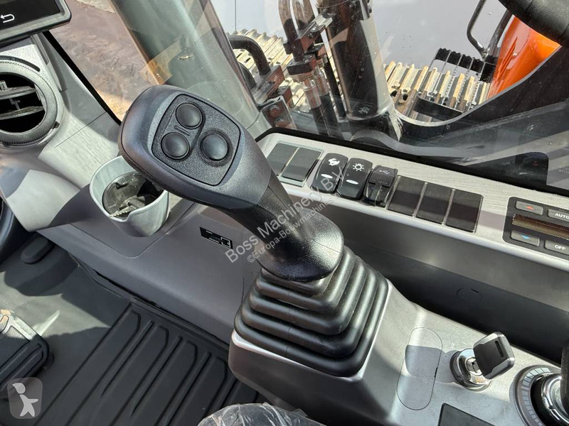 Lopatový nakládač Doosan Develon DX205 - New /...