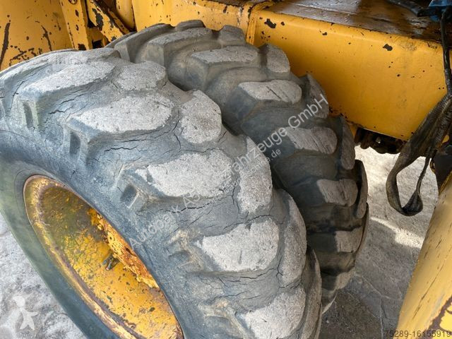 Excavator Liebherr A 911 C Umschlagbagger...