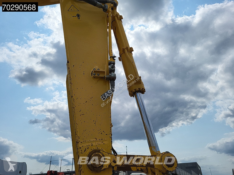 Excavator Komatsu PC240 LC-10