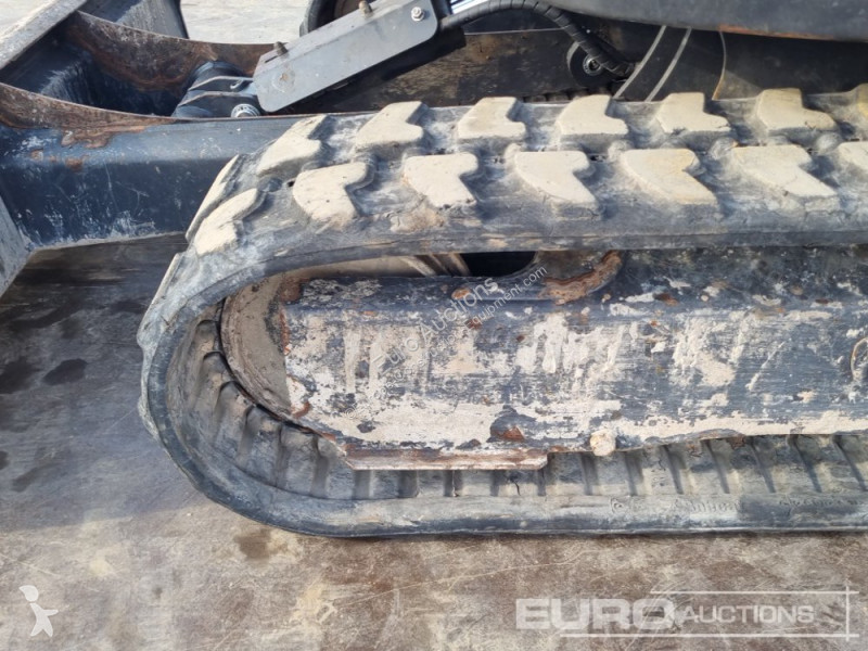 جرافة Bobcat E27Z