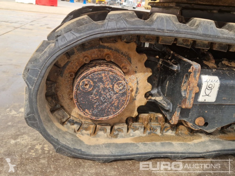 جرافة JCB 15C-1