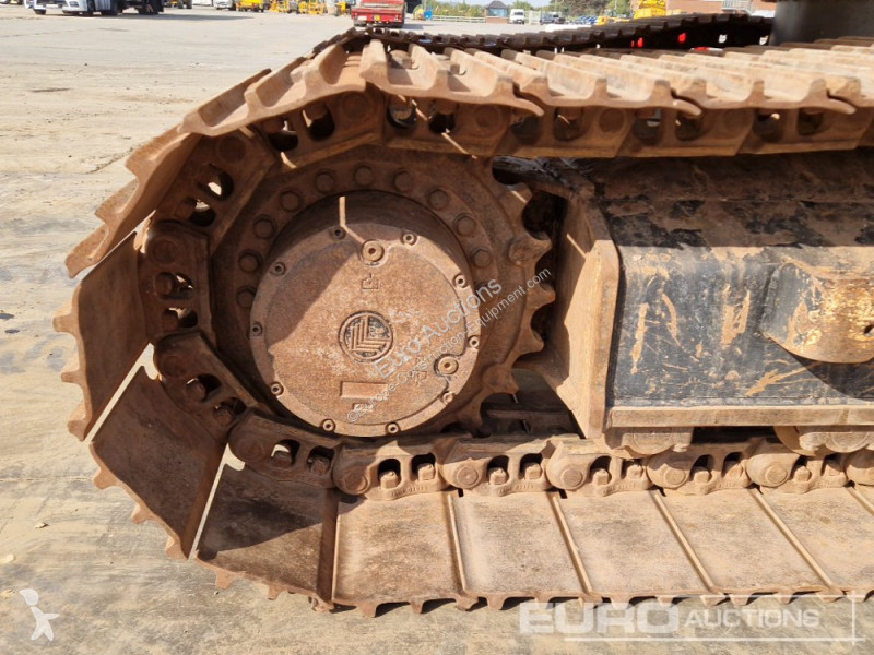 جرافة JCB 220X LC