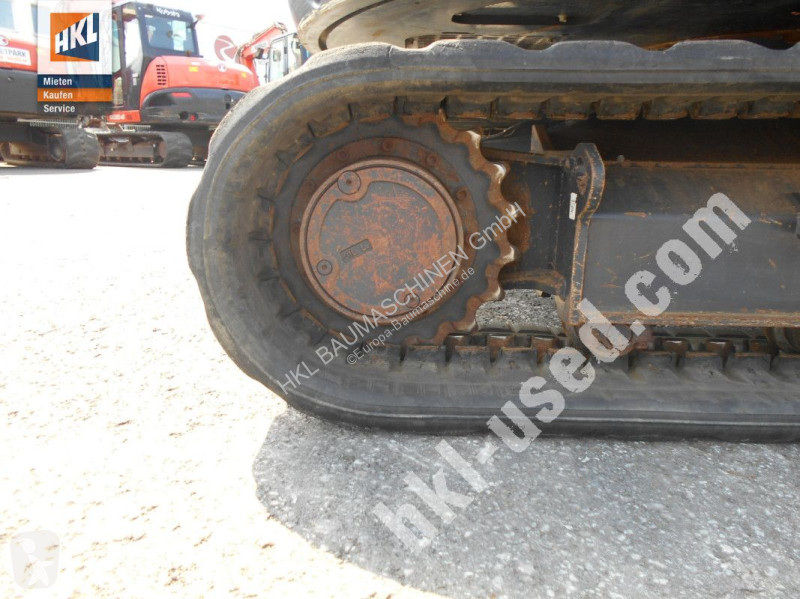 Escavadora Kubota KX 080-4