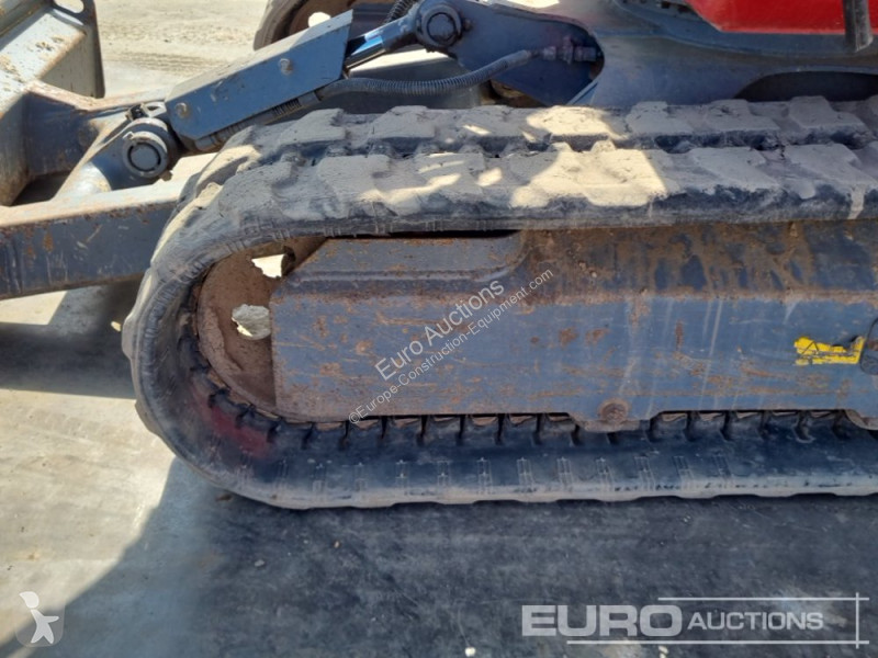 Escavadora Takeuchi 0