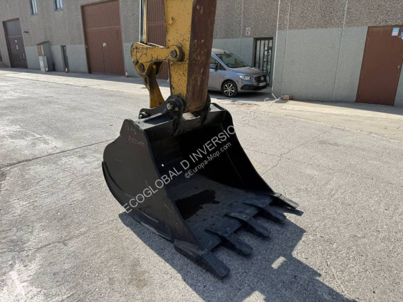 Escavatore Caterpillar D