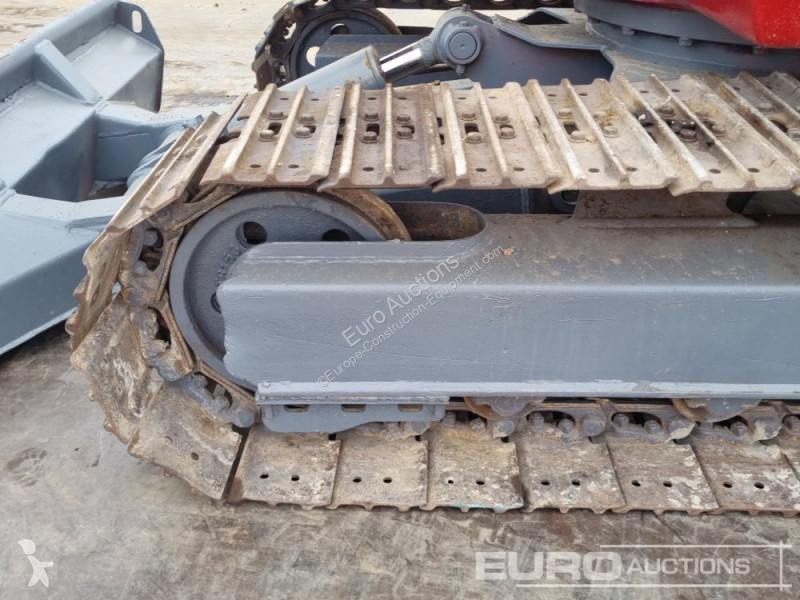 Escavadora Takeuchi TB150C