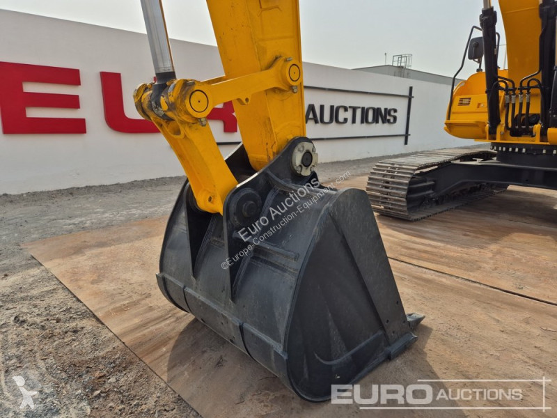 جرافة JCB JS215LC