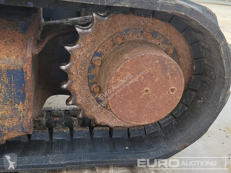 Escavatore Kubota K-020
