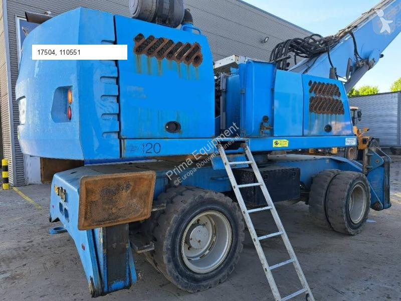 Skovl Fuchs MHL360D with low hour engine + grapple