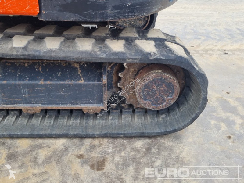 Escavadora Kubota KX080-4A2