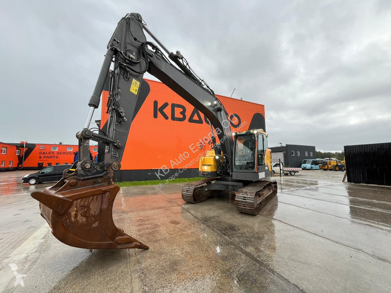 Excavadora Volvo ECR 235 E CENTRAL LUBRICATION...