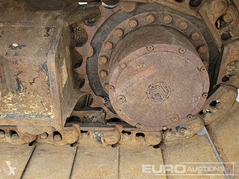 جرافة JCB 220XLC