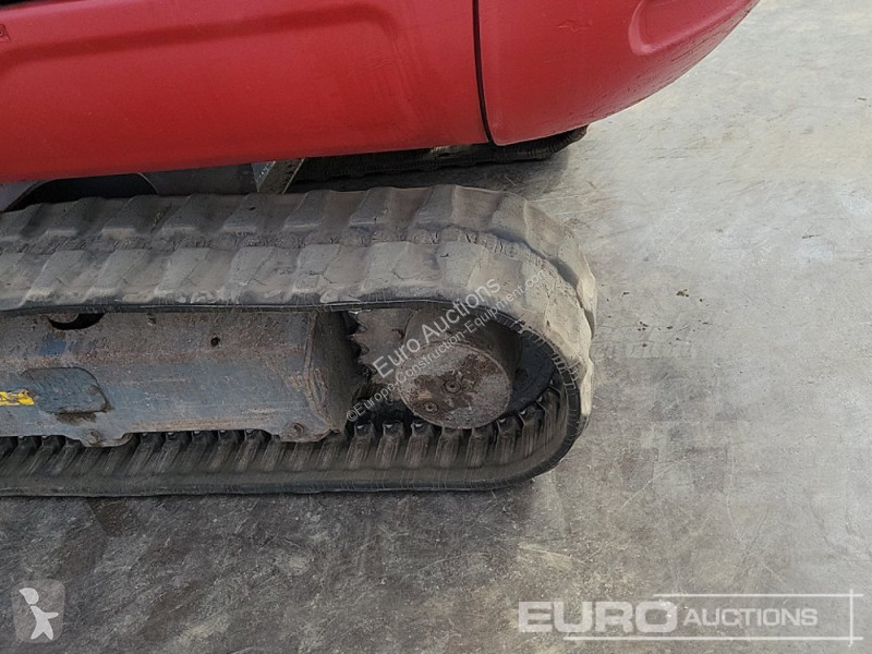 Escavadora Takeuchi 0
