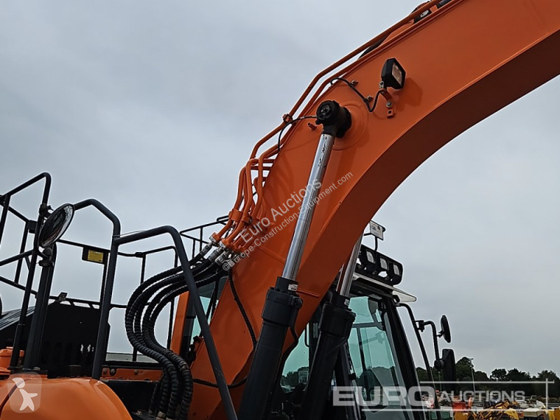 جرافة Doosan -5