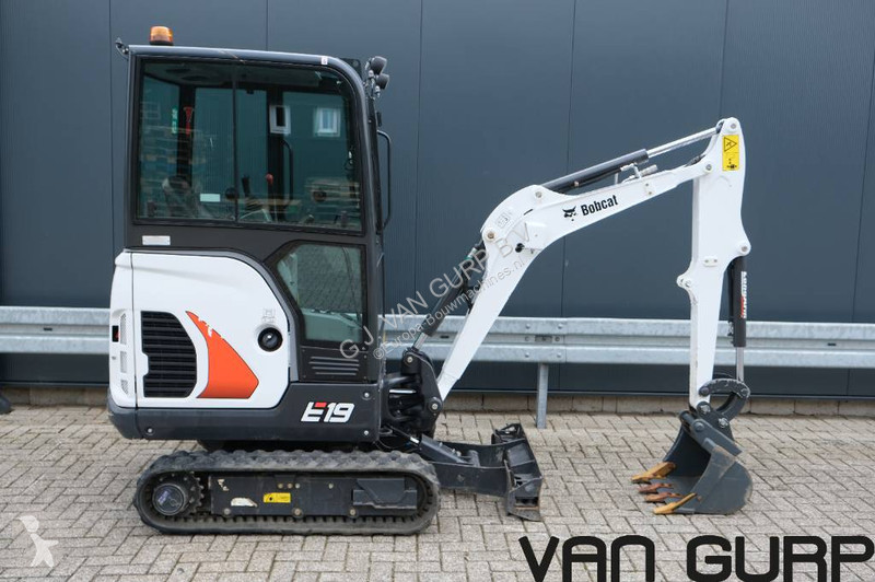 Escavadora Bobcat E19 | 2023 | 392h |