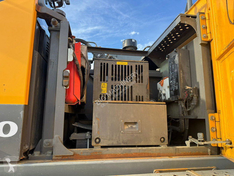 Escavadora Volvo EC750EL