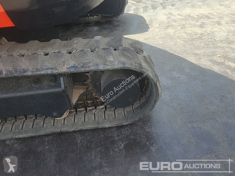 Lopatový nakládač Kubota U36-4