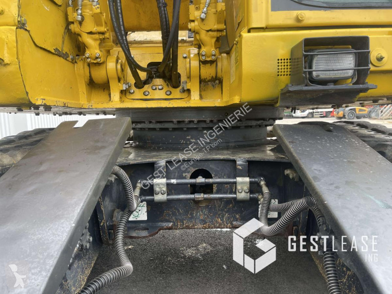 Escavadora Komatsu  PC138US-11