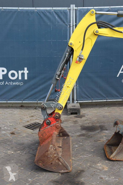 Escavadora Neuson 1404