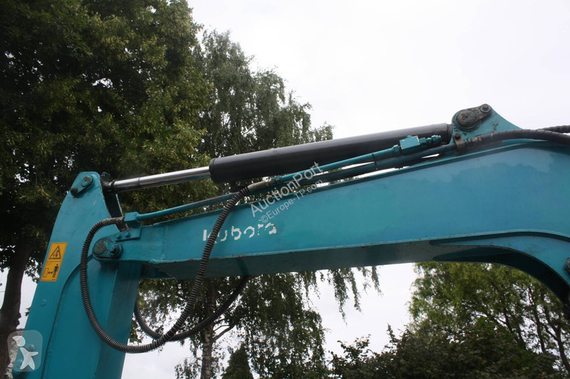 Escavatore Kubota SZ