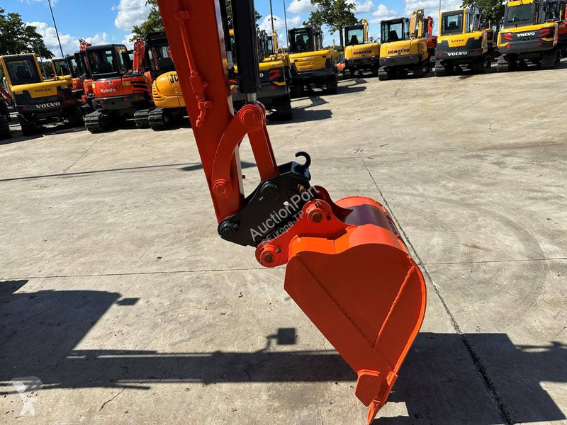 Excavator Kubota SZ
