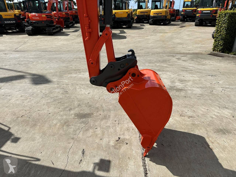 Escavatore Kubota KX155-3SZ