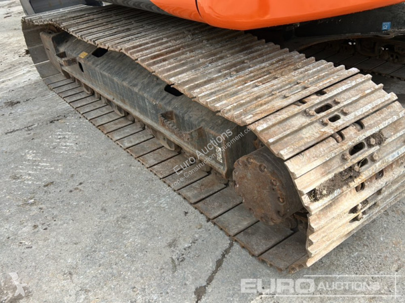 Excavadora Hitachi -7