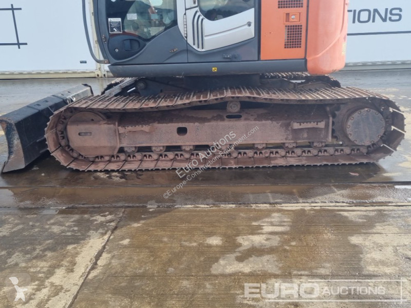 Escavatore Hitachi ZX135U5-3