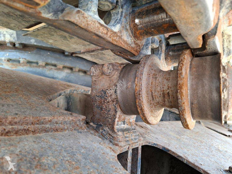 Escavadora Komatsu