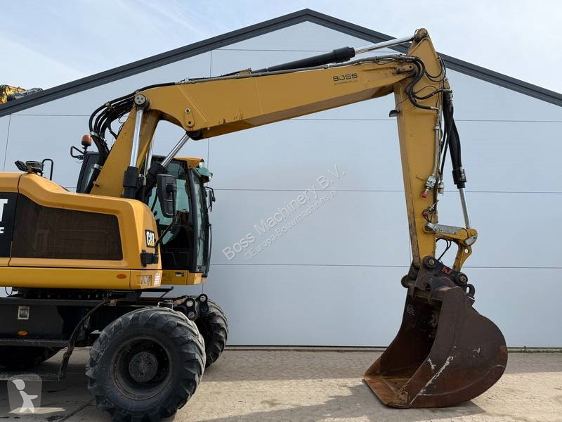 Excavator Caterpillar F