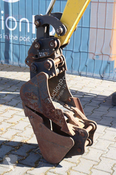 Skovl New Holland E17C