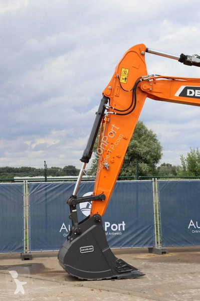 Graafmachine  DX225LC-7M