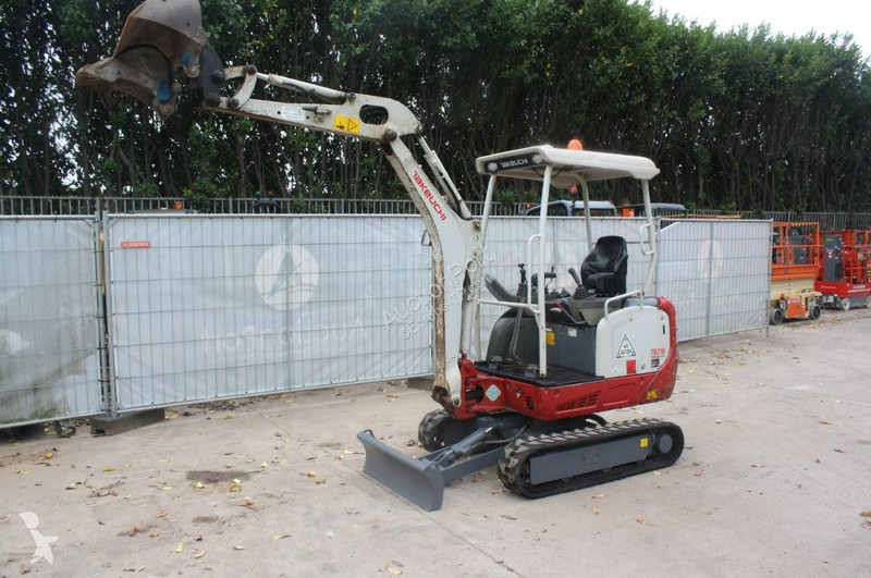 Graafmachine Takeuchi TB216